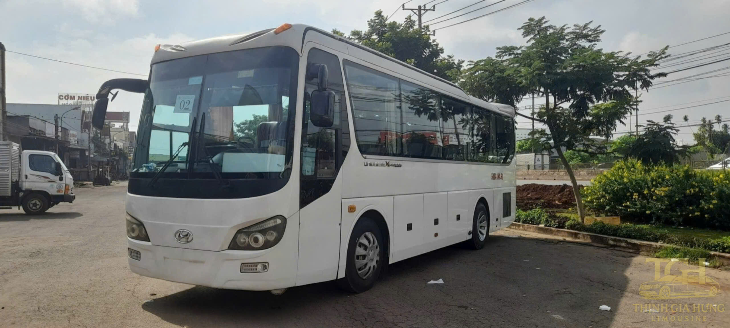 Bảng Giá Cho Thuê Xe 33, Xe 35 Chỗ TpHCM