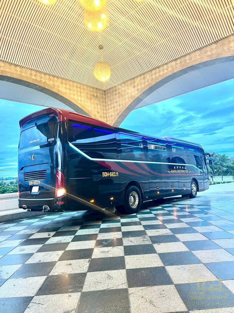 Cho thuê xe limousine 29 chỗ tại tphcm_Thịnh Gia Hưng