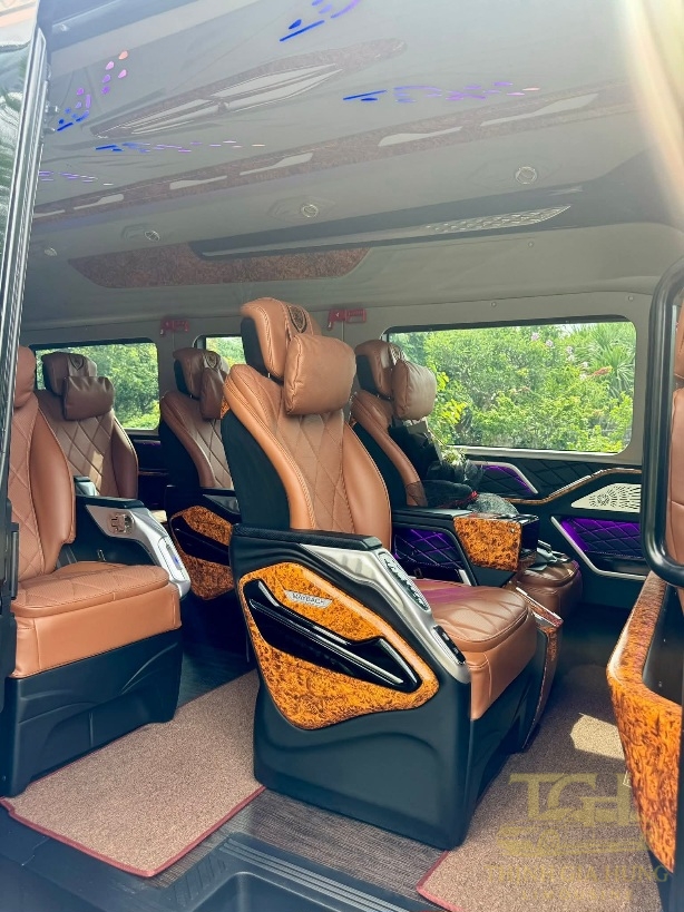 Thuê xe 12 chỗ Maybach giá bao nhiêu_Thịnh Gia Hưng