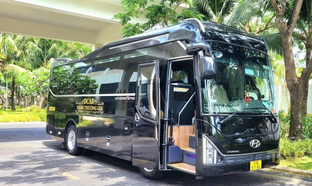 Thuê xe 16 chỗ limousine_Thịnh Gia Hưng