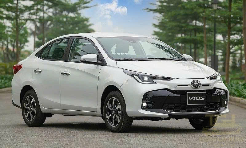 Thuê xe 4 chỗ theo giờ Tphcm_Thịnh Gia Hưng