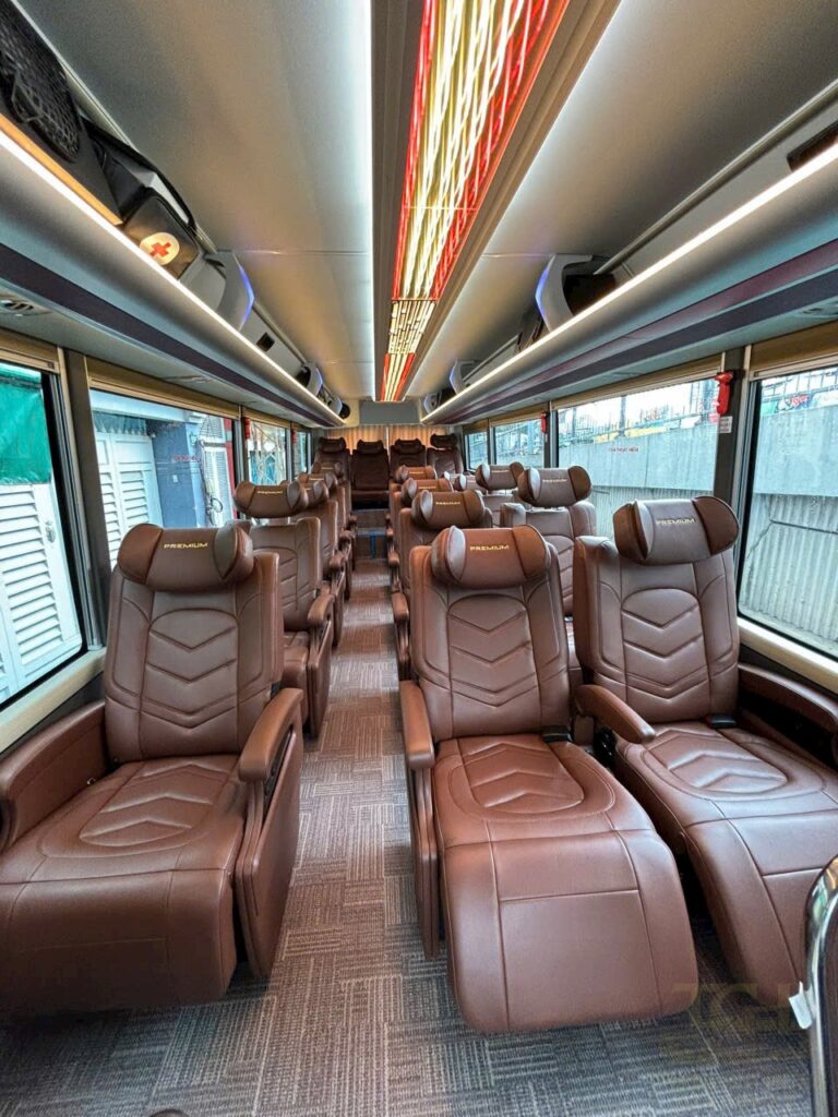 Thuê xe limousine 19 chỗ_Thịnh Gia Hưng