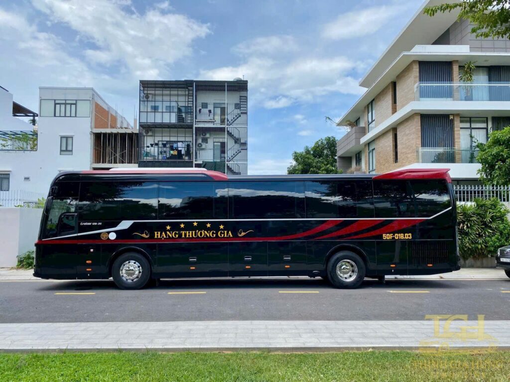 Thuê xe limousine 29 chỗ tại tphcm_Thịnh Gia Hưng