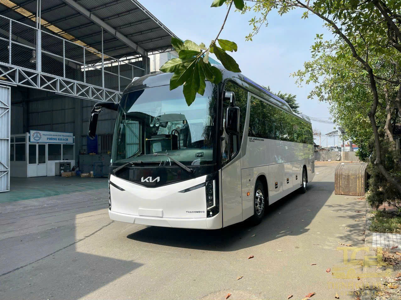 thuê xe 45 chỗ uy tín tại tphcm