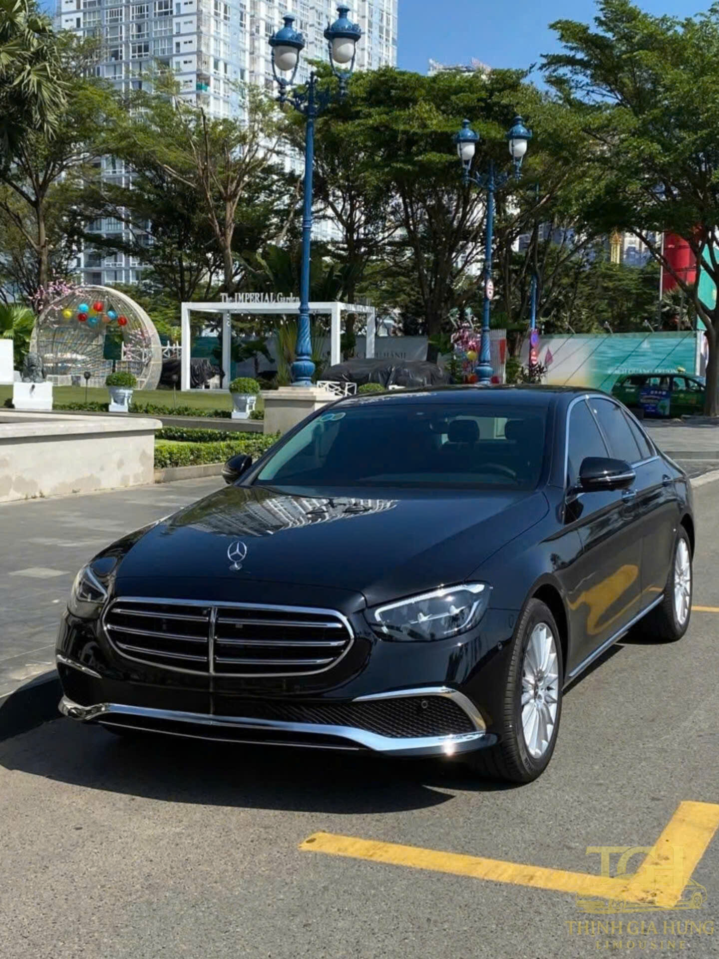 Thuê xe mercedes tphcm
