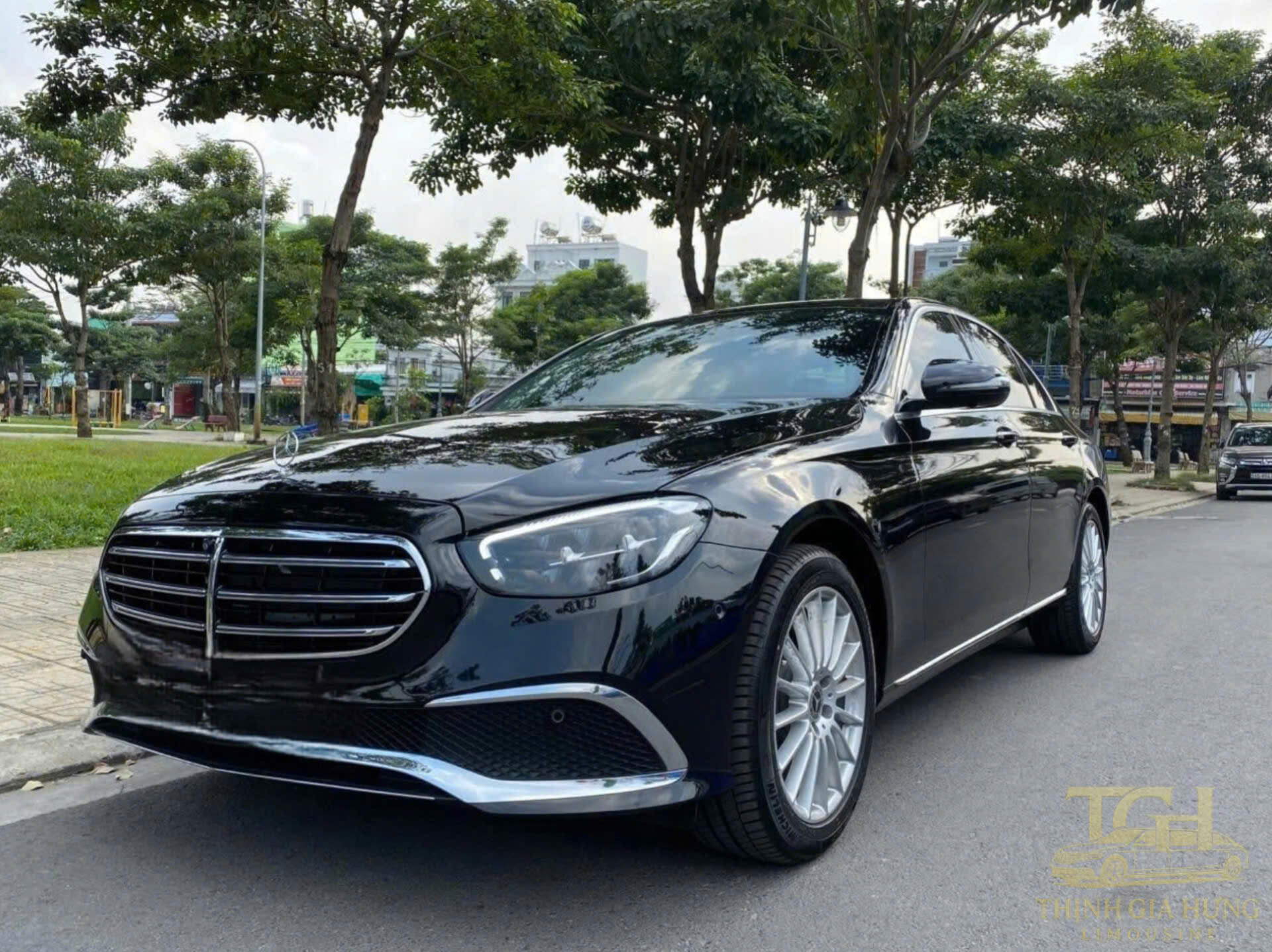 giá cho thuê mercedes