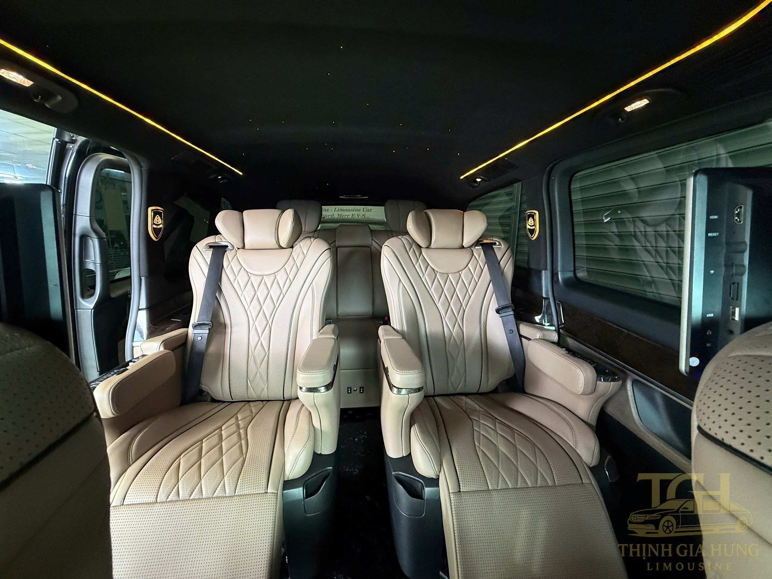 thuê xe mercedes có tài xế