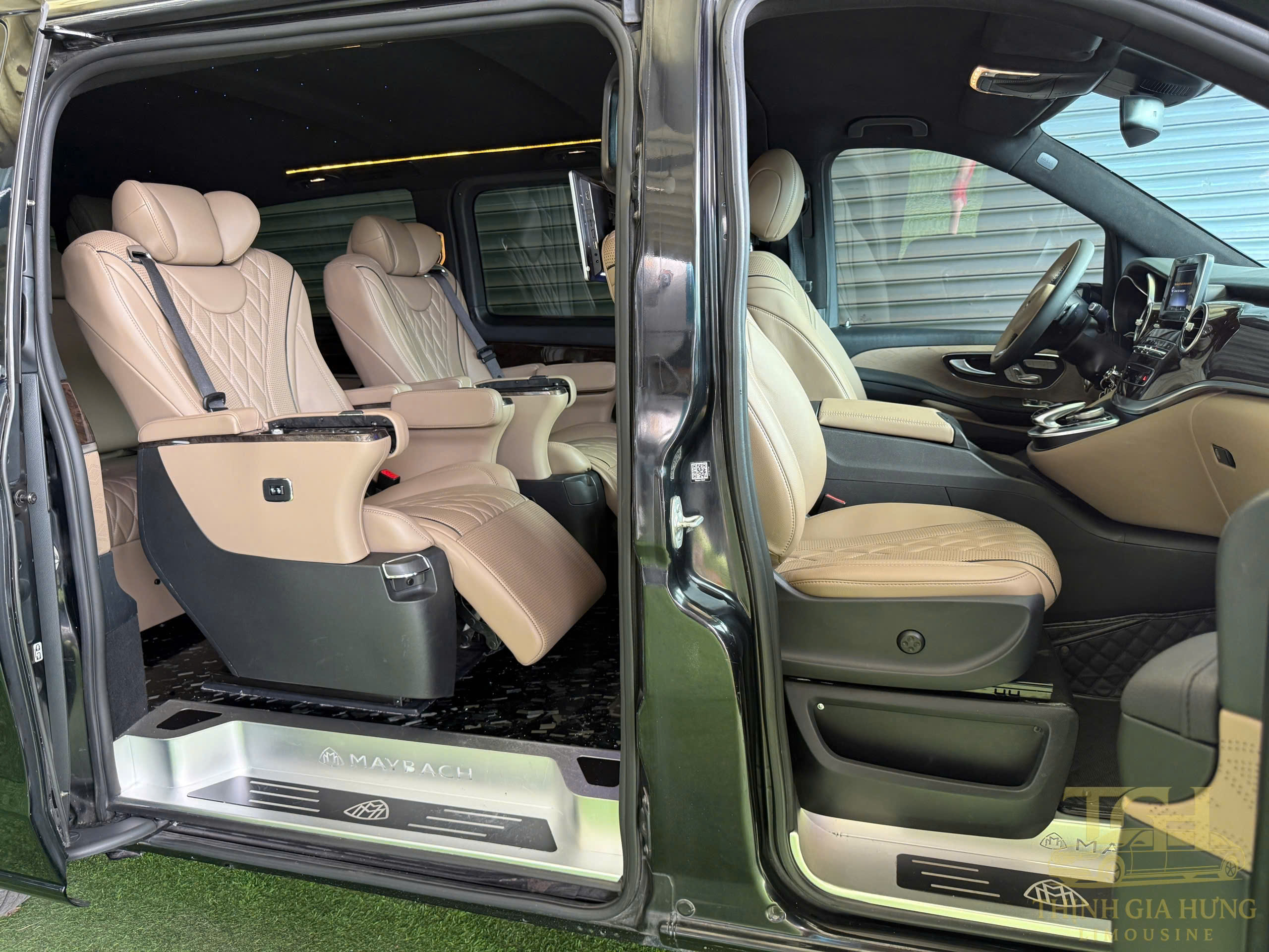 thuê xe mercedes hoa cưới