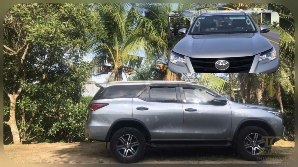 Đặt xe 7 chỗ fortuner