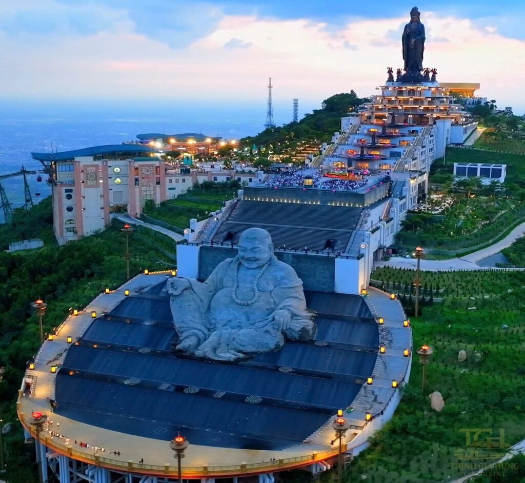 Đi núi Bà đen rằm tháng 7