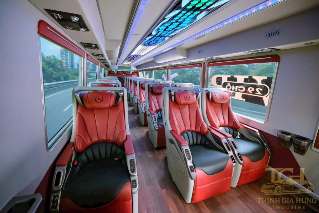 Thuê xe limousine 29 chỗ đi Cần Thơ